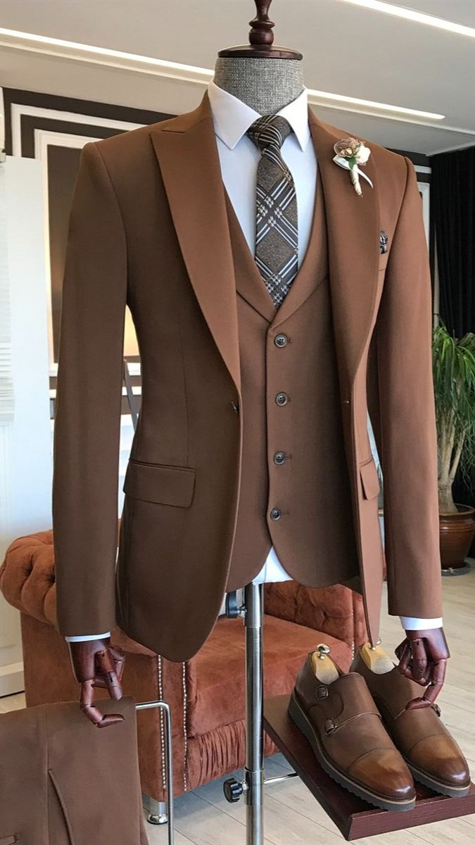 BespokeDaily Waterbury Brown Slim Fit Peak Lapel Suit